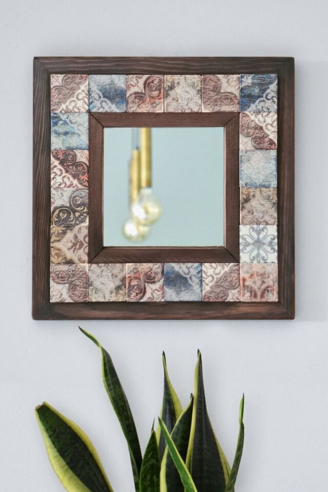 Vintage Desenli Mermer Dekoratif Ayna 34x34cm - 030.1