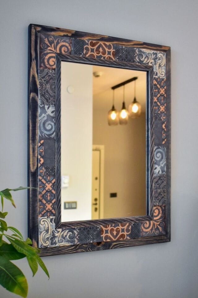 Vintage Temalı, Masif Ahşap Ve Desenli Mermerden Dekoratif Ayna - 48x63cm - 031.1