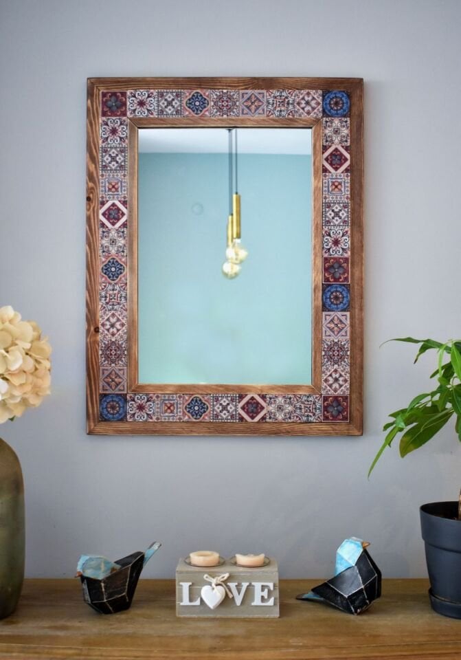 Masif Ahşap Ve Desenli Mermerden Dekoratif Ayna - 48x63cm - 068.1