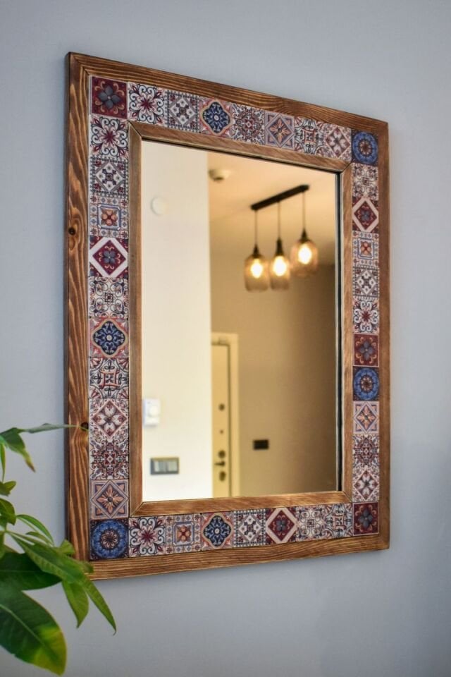 Masif Ahşap Ve Desenli Mermerden Dekoratif Ayna - 48x63cm - 068.1