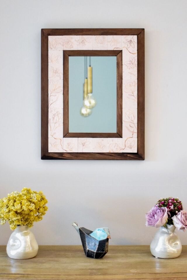 Çiçek Temalı, Masif Ahşap Ve Desenli Mermerden Dekoratif Ayna - 34x44cm - 067.1