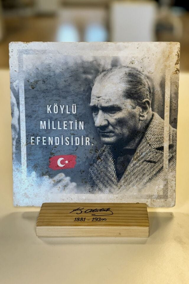 Masif Ahşap Stand & Traverten Taşından Atatürk Portresi | Çift Kullanım Stand & Duvar - 012