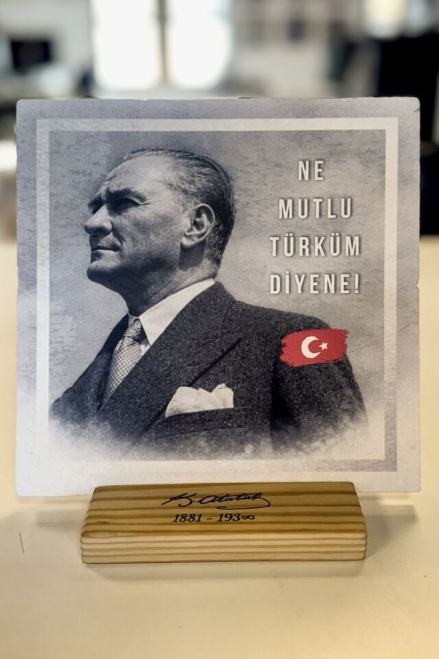 Masif Ahşap Stand & Limra Taşından Atatürk Portresi | Çift Kullanım Stand & Duvar - 014