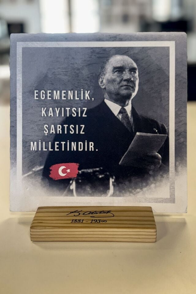 Masif Ahşap Stand & Limra Taşından Atatürk Portresi | Çift Kullanım Stand & Duvar - 015